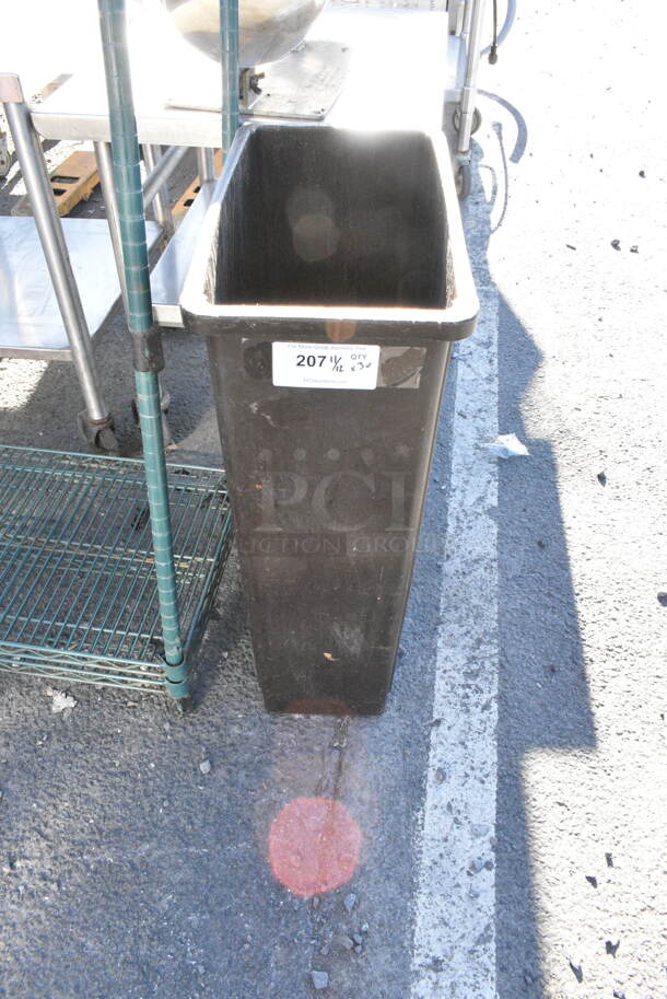 3 Various Poly Trash Cans. Includes 11x20x30. 3 Times Your Bid!  - Image 2 of 7
