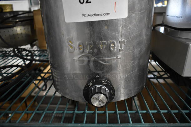 Server FS-7 Stainless Steel Commercial Countertop Food Warmer w/ Drop In and Lid. 120 Volts, 1 Phase.  - Image 3 of 8