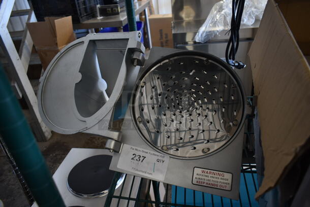BRAND NEW SCRATCH AND DENT! Avantco 177MX20SHRDR Metal Commercial Pelican Head Shredder Attachment for MX20 - Image 5 of 6