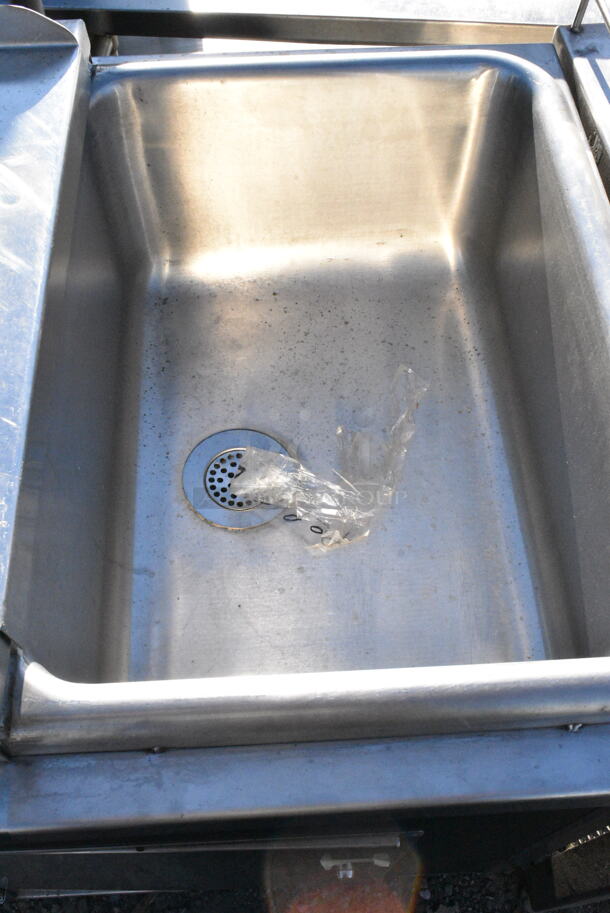 Stainless Steel Commercial Portable Unit w/ Bay on Commercial Casters.  - Image 3 of 9