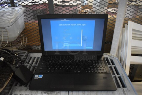 Asus Model P2540U 15.5" Screen, intel i5-7200u, 8gb RAM, Win 10 Home, 1tb hdd Laptop w/ Charging Cord. This Has Been Factory Reset. Tested and Working!