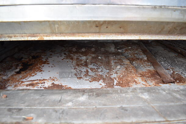 2 Morello Stainless Steel Commercial Natural Gas Powered Single Deck Pizza Ovens w/ Cooking Stones. 2 Times Your Bid! - Image 6 of 9