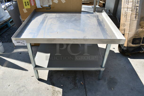 BRAND NEW SCRATCH AND DENT! Regency 600ES3036G 30" x 36" 16-Gauge Stainless Steel Equipment Stand with Galvanized Undershelf - Image 2 of 5