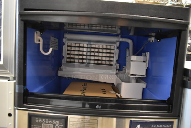 BRAND NEW SCRATCH AND DENT! 2023 Avantco 194UCF120A Stainless Steel Commercial Self Contained Ice Machine. 115 Volts, 1 Phase.  - Image 6 of 7