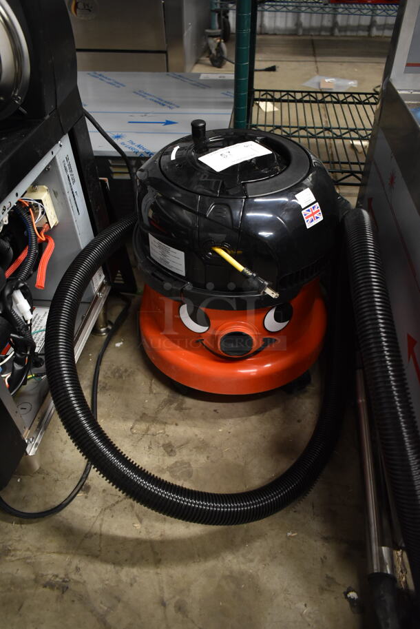 BRAND NEW SCRATCH AND DENT! NaceCare Solutions 358K8027114 Henry ProVac PPR 240 K-8027114 2.5 Gallon Corded Canister Vacuum with AST6 15" Carpet Productivity Kit. 120 Volts, 1 Phase. Tested and Working! - Image 2 of 7