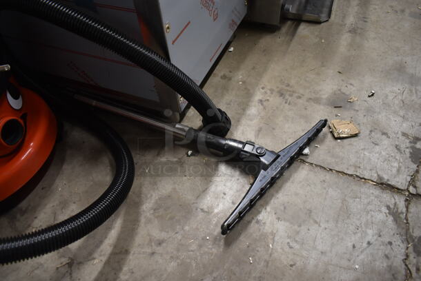 BRAND NEW SCRATCH AND DENT! NaceCare Solutions 358K8027114 Henry ProVac PPR 240 K-8027114 2.5 Gallon Corded Canister Vacuum with AST6 15" Carpet Productivity Kit. 120 Volts, 1 Phase. Tested and Working! - Image 3 of 7
