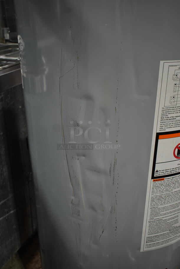 BRAND NEW SCRATCH AND DENT! AO Smith GPVT-50 201 Metal Propane Gas Powered Automatic Storage Water Heater.  50,000 BTU.  - Image 6 of 6