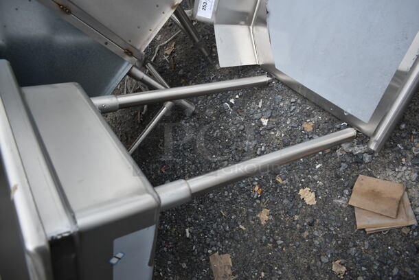 BRAND NEW SCRATCH AND DENT! Regency 600UDT50R Stainless Steel Commercial Single Bay Sink w/ Left Side Drain Board.  - Image 6 of 6