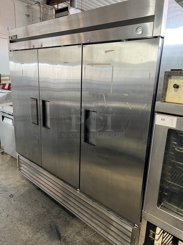 True T-72 Stainless Steel Commercial 3 Door Reach In Cooler w/ Poly Coated Racks. 115 Volts, 1 Phase. 78x30x73. Tested and Working! - Image 2 of 10