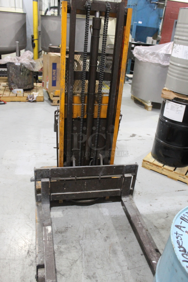 Big Joe 1518-T9 Metal Commercial Electric Powered 1,500 Pound Capacity In Between Walkie Stacker Forklift. BUYER MUST REMOVE - Image 4 of 5