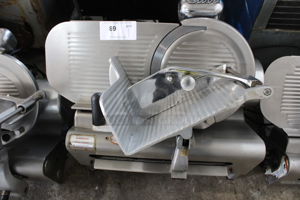 Globe Stainless Steel Commercial Countertop Automatic Meat Slicer w/ Blade Sharpener. 26x19x23. Tested and Working! - Image 3 of 5