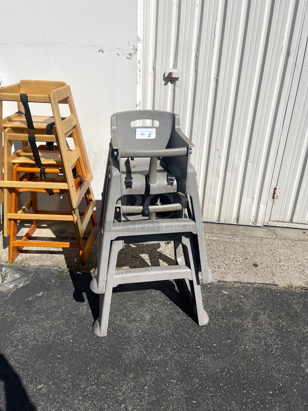 Kids High Chair for Restaurant  