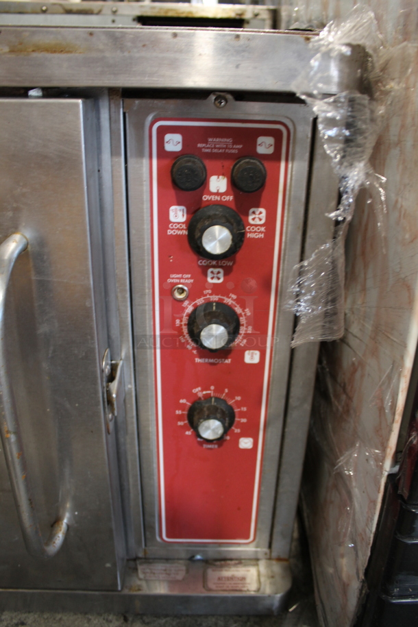 Blodgett Stainless Steel Commercial Electric Powered Half Size Convection Oven w/ View Through Door, Metal Oven Racks and Thermostatic Controls. 208-240 Volts, 1 Phase. - Image 3 of 5