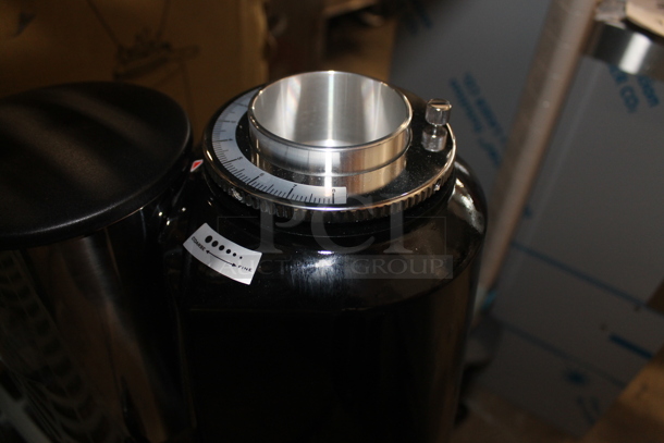 BRAND NEW SCRATCH AND DENT!  Estella 236ECEG26 Metal Commercial Countertop Espresso Bean Grinder. No Hopper. 110 Volts, 1 Phase. Tested and Working! - Image 5 of 7