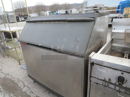One Manitowic Ice Bin. Model# S970. 48X34X51. $2036.00