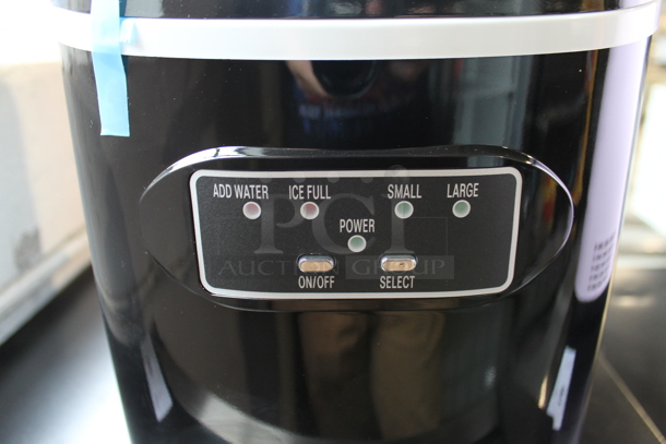 BRAND NEW SCRATCH AND DENT! Whynter IMC-270MB Portable 27lb Compact Countertop Ice Maker. 115 Volts, 1 Phase. Tested and Working!
 - Image 3 of 5