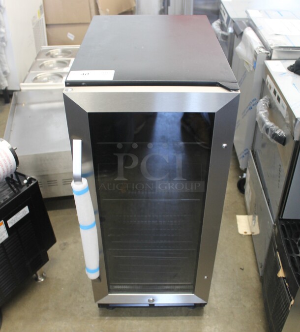 BRAND NEW SCRATCH AND DENT! Avanti BCA3115S3S Stainless Steel Commercial Beverage Center Cooler Merchandiser. 72 Can Capacity. 115 Volts, 1 Phase. Tested and Working! - Image 1 of 7