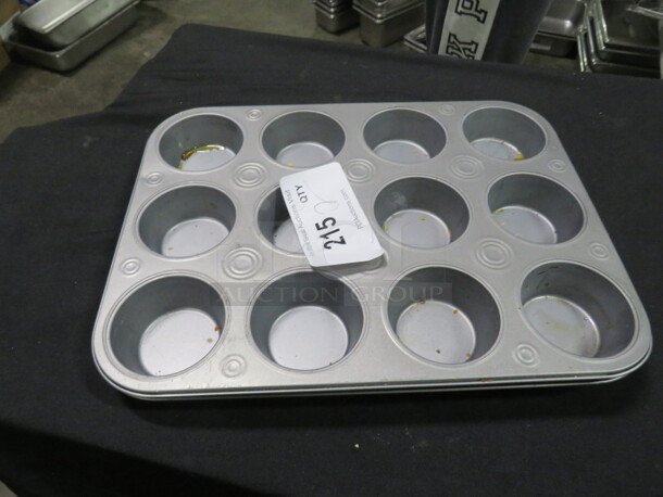 12 Hole Muffin Tin. 2XBID