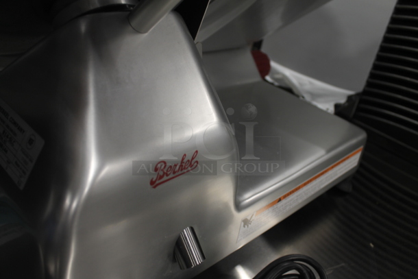 BRAND NEW SCRATCH AND DENT!  2022 Berkel B14-SLC Commercial Stainless Steel Electric Countertop Meat/Cheese Slicer On Rubber Feet. 115V, 1 Phase. Tested and Working! - Image 9 of 10