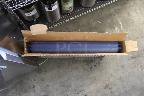BRAND NEW IN BOX! 6 Carlisle Clear Poly Lid. 18x26 - Image 3 of 4