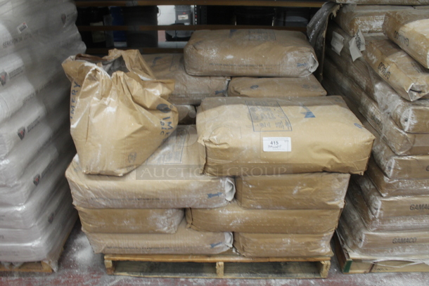 ALL ONE MONEY! PALLET LOT of Magristalc Hydrous Magnesium Silicate Bags. BUYER MUST REMOVE. - Image 1 of 5