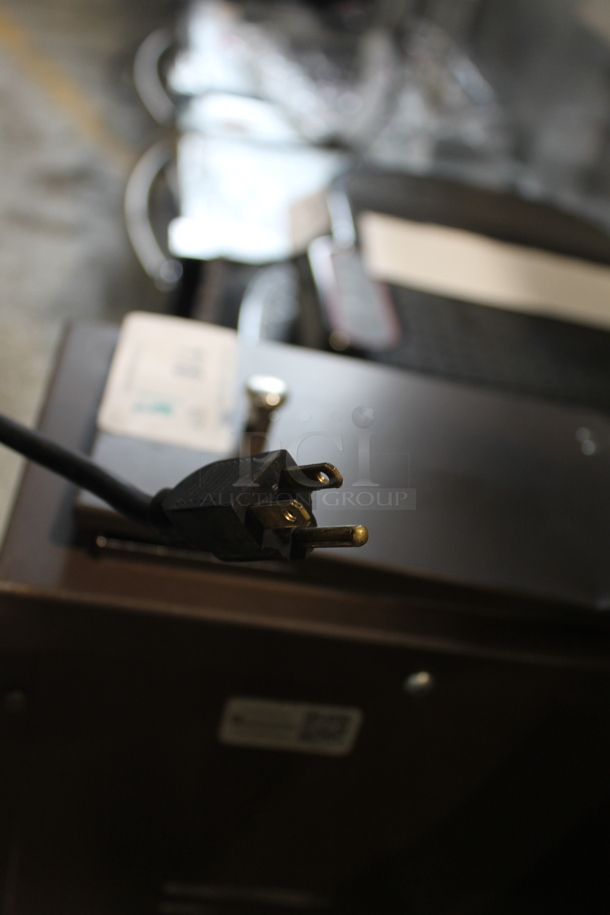 Grindmaster Metal Commercial Countertop Coffee Bean Grinder. 120 Volts, 1 Phase. Tested and Working! - Image 9 of 9