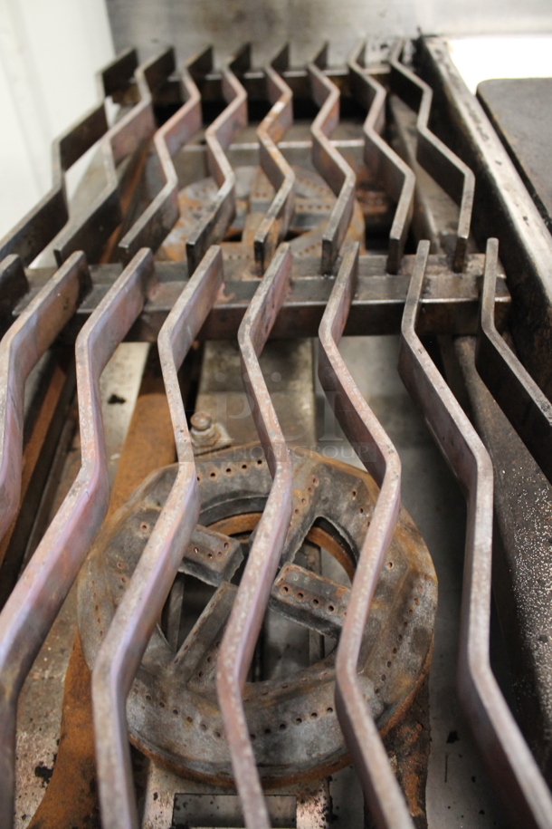 Stainless Steel Commercial Countertop Natural Gas Powered 2 Burner Charbroiler Grill and Flat Top Griddle Station w/ 2 Tier Over Shelf on Commercial Casters. - Image 6 of 11