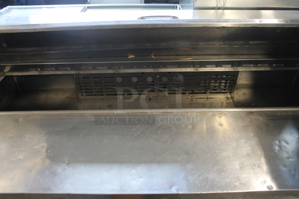Turbo Air MST-60 Stainless Steel Commercial Sandwich Salad Prep Table Bain Marie Mega Top on Commercial Casters. 115 Volts, 1 Phase. Tested and Working! - Image 5 of 5