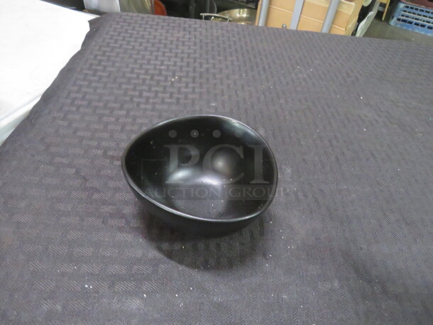 Front Of The House Bowl. 10XBID - Image 1 of 2