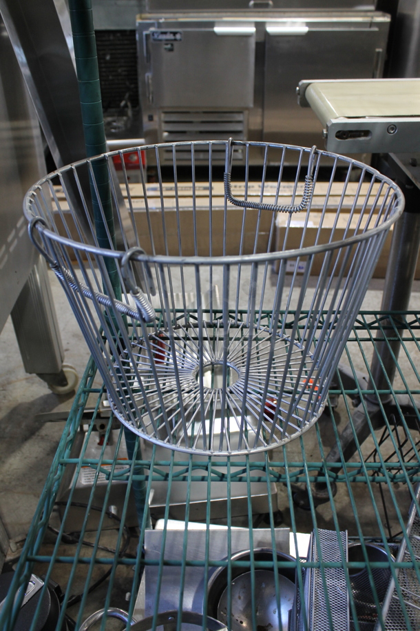 ALL ONE MONEY! Lot of Various Baskets.  - Image 6 of 7