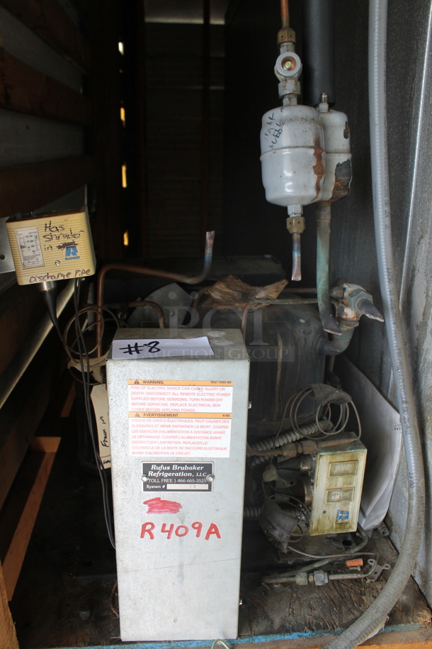 9.5'x7.5'x7.5' Walk In Unit w/ Copeland RS70C1-PRV-101 208/230 Volt, 1 Phase Compressor, Compressor and 2 Evaporator Fans. Does Not Include Contents. BUYER MUST REMOVE: This Item CANNOT Be Transported; Must Pick Up By Appointment Only. Freon Will Be Removed Before Pick Up Day. Tested and Working! (kitchen) - Image 7 of 12