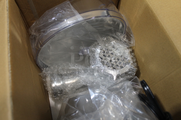 2 BRAND NEW IN BOX! Jasun JSMG 361 Metal Countertop Meat Grinder. 110 Volts, 1 Phase. 2 Times Your Bid! - Image 6 of 6