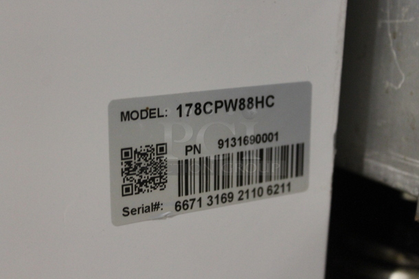 BRAND NEW SCRATCH AND DENT! Avantco 178CPW88HC Stainless Steel Commercial Ice Cream Dipping Cabinet w/ Poly Tub Collars. Tested and Working! - Image 6 of 6