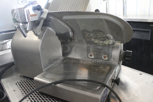 Globe 3600 Stainless Steel Commercial Countertop Automatic Meat Slicer w/ Blade Sharpener. 115 Volts, 1 Phase. Tested and Working! - Image 4 of 7