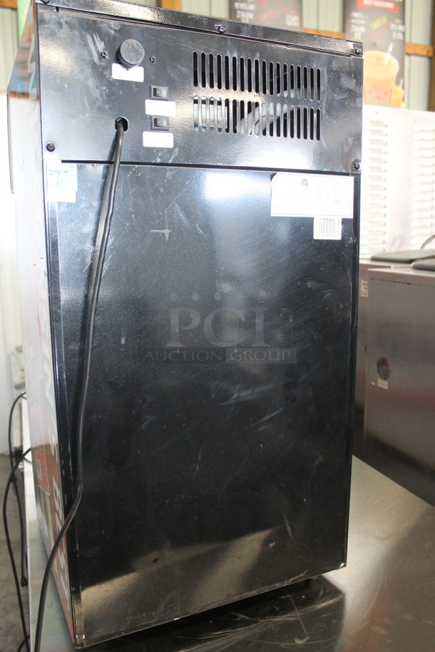 SC52B Metal Commercial Countertop Mini Cooler Merchandiser. 110-120 Volts, 1 Phase. Tested and Working! - Image 6 of 9