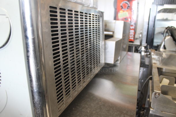 Coldline Royal-3P Stainless Steel Commercial Countertop 3 Hopper Refrigerated Beverage Machine. 120 Volts, 1 Phase. Tested and Working! - Image 8 of 8