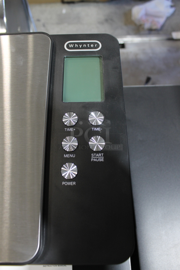 BRAND NEW SCRATCH AND DENT! Whynter ICM-200LS 2.1 Quart Capacity Automatic Compressor Ice Cream Maker in Stainless Steel. 115 Volts, 1 Phase. Tested and Working! - Image 5 of 7