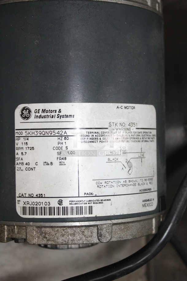 Norlake Stainless Steel Commercial Countertop Ice Shaver. 115 Volts, 1 Phase. Tested and Working! - Image 7 of 7