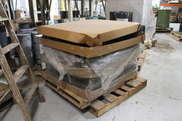 ALL ONE MONEY! PALLET LOT of BRAND NEW Black Poly Jugs. BUYER MUST REMOVE. - Image 2 of 3