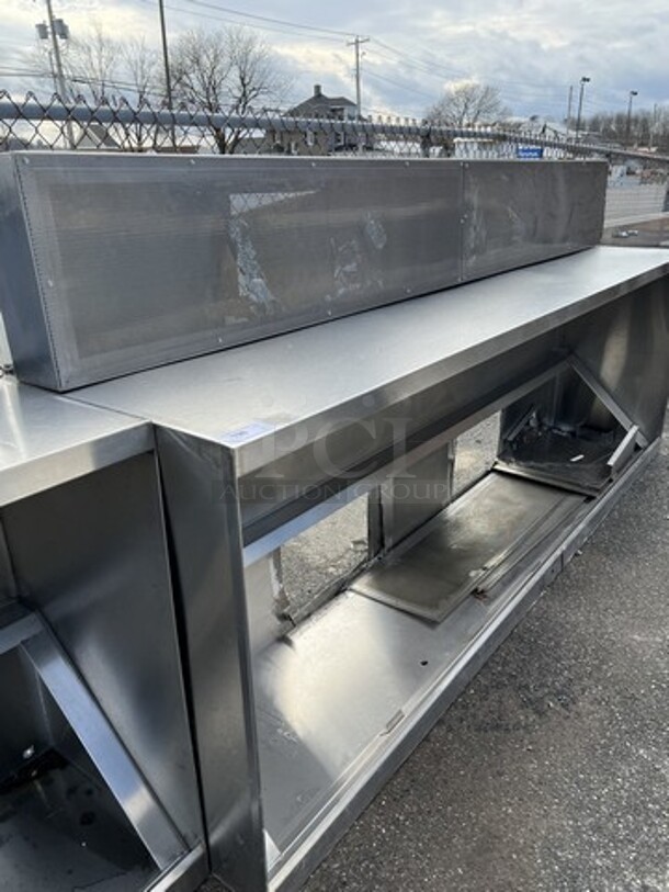 10.5' Stainless Steel Commercial Grease Hood w/ Make Up Fan. 124x58x24 - Image 4 of 4