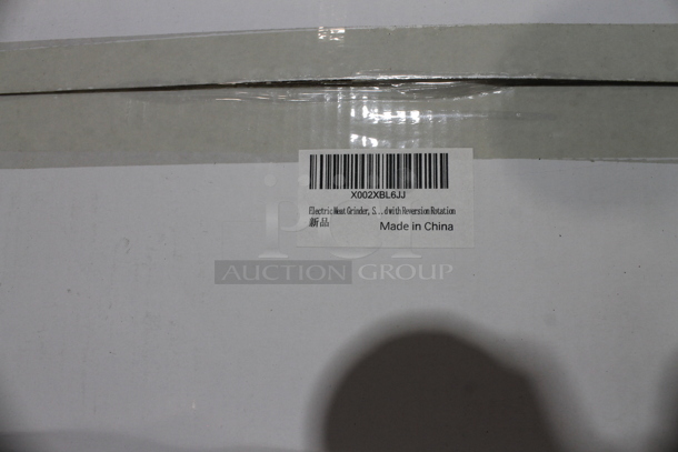 2 BRAND NEW IN BOX! Jasun JSMG 303 Metal Countertop Electric Meat Grinder. 110 Volts, 1 Phase. 2 Times Your Bid! - Image 3 of 6