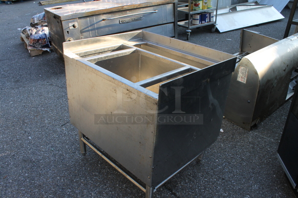 Stainless Steel Commercial Ice Bin. - Image 2 of 3