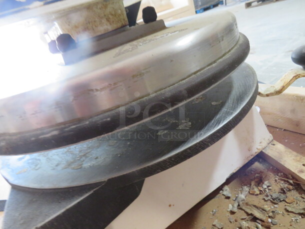 One Dough Pro Dough Press. Model# DP1100. 120 Volt. $4976.00. - Image 6 of 6