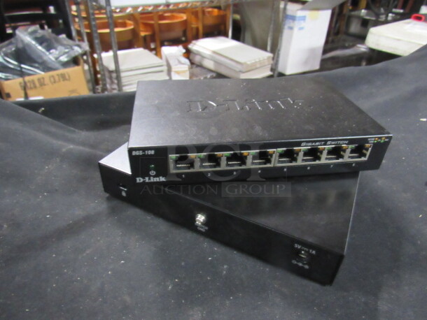 D-Link. #DGS-108. 2XBID - Image 1 of 1