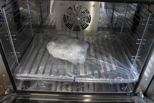 BRAND NEW SCRATCH AND DENT! Avantco 177CO28M Stainless Steel Commercial Countertop Electric Powered Half Size Convection Oven. 208/240 Volts, 1 Phase.  - Image 2 of 4