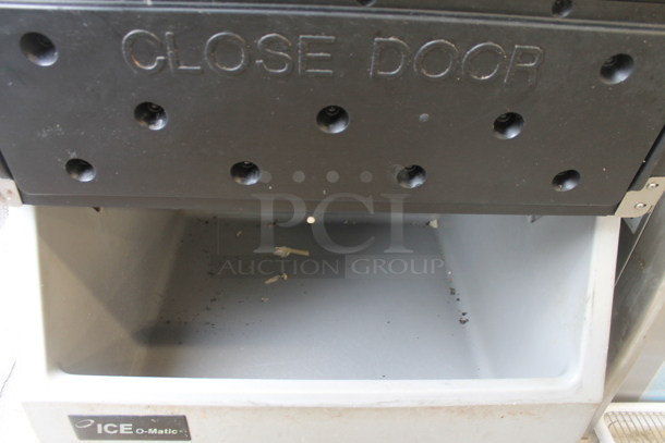 2017 Manitowoc IY0304A-161 Stainless Steel Commercial Ice Head on Ice-O-Matic B25PP Bin. 115 Volts, 1 Phase.  - Image 3 of 5