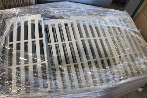 ALL ONE MONEY! Lot of BRAND NEW Gray Poly Shelf Pieces - Image 4 of 5