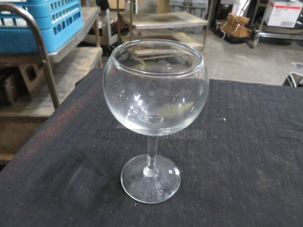 Stem Wine Glass. 7XBID