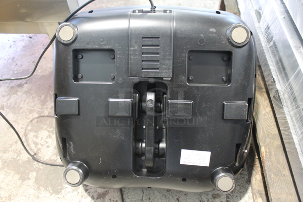 BRAND NEW SCRATCH AND DENT! Expansion TD001F-6 Foot and Calf Massager. 110 Volts, 1 Phase. Tested and Working! - Image 7 of 8