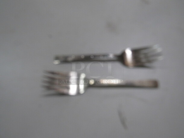Silver Serving Fork. 2XBID.